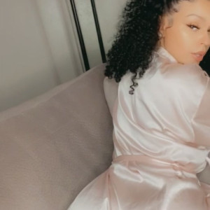 Video by damndasha published on March 24,2023 17:32:00 - BestThots