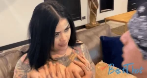 Video by unavips published on January 21,2025 09:02:46 - BestThots