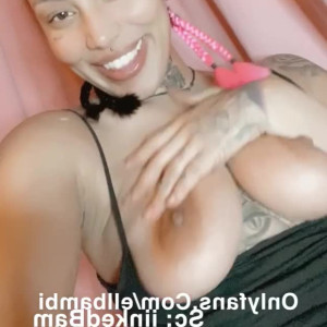 Video by noodbambi published on July 19,2023 20:10:00 - BestThots