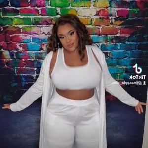 Video by fineapple_diva published on June 16,2023 01:59:00 - BestThots