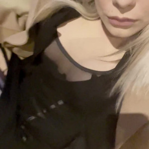 angielynxxx #5671491