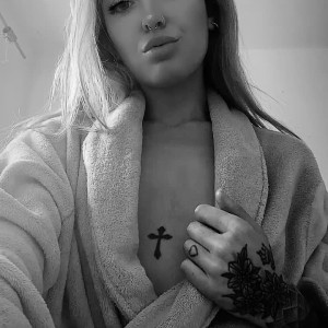 Video by unseen_b published on August 3,2023 07:50:00 - BestThots