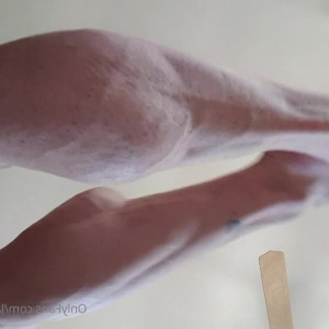 laceys_muscular_calves #4751113