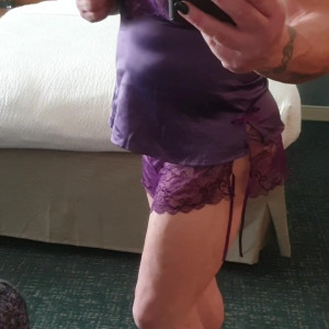 laceys_muscular_calves #4970860