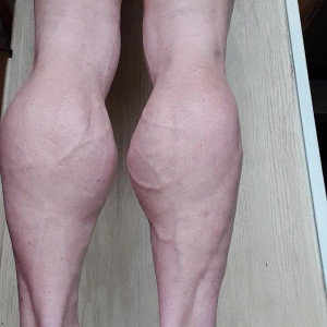 laceys_muscular_calves #5160318