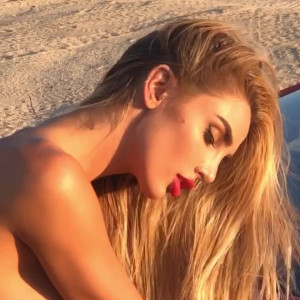 Video by misskenzieanne published on May 8,2023 06:03:00 - BestThots