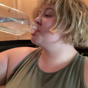 Video by aliceeats published on March 14,2023 22:31:00 - BestThots