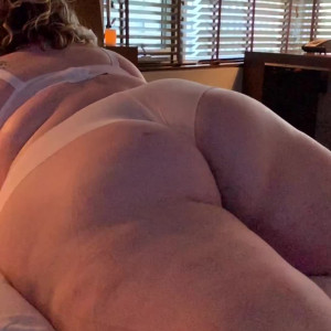 Video by aliceeats published on March 2,2023 15:35:00 - BestThots