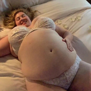 Video by aliceeats published on March 19,2023 17:26:00 - BestThots