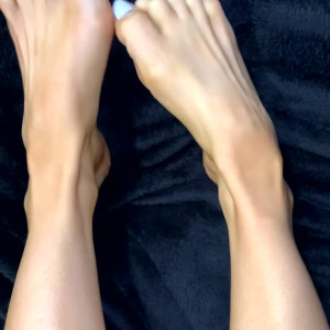 Video by unigirlfeet published on June 21,2023 15:23:00 - BestThots