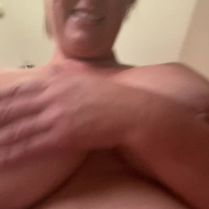 Video by mamanita published on May 1,2023 20:01:00 - BestThots