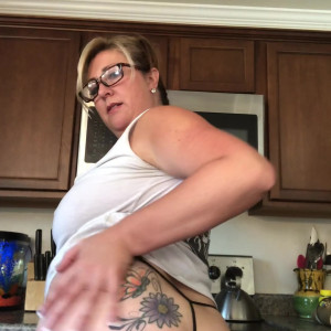 Video by mamanita published on June 7,2023 10:30:00 - BestThots