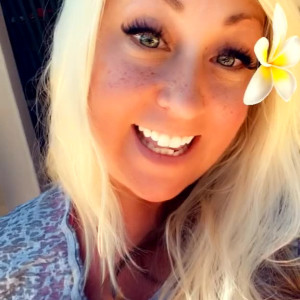 Video by mamanita published on June 6,2023 00:19:00 - BestThots