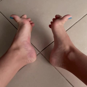 Video by eurasian_feet published on July 31,2023 03:50:00 - BestThots