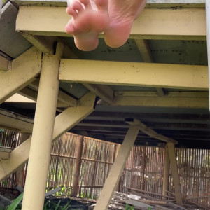 Video by eurasian_feet published on May 10,2023 20:00:00 - BestThots