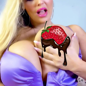Video by cristinafox published on June 14,2023 23:55:00 - BestThots