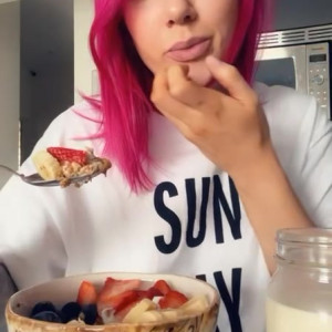 Video by xsofiasunshine published on April 3,2023 01:36:00 - BestThots
