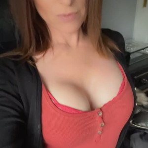 Video by cherryanne published on June 18,2023 00:00:00 - BestThots