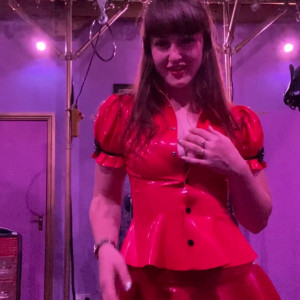 Video by viviennelamour published on April 13,2023 11:01:00 - BestThots