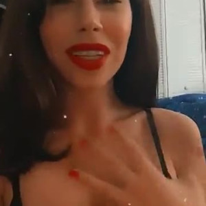 Video by liz_moonz published on April 11,2023 05:48:00 - BestThots