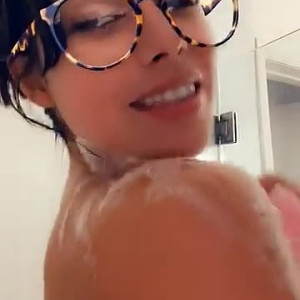 Video by liz_moonz published on June 26,2023 21:05:00 - BestThots