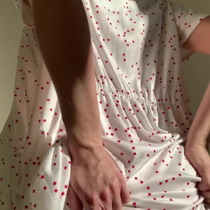 Video by emilysonlyfanss published on May 3,2023 12:54:00 - BestThots