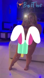 natalialozano #9739041