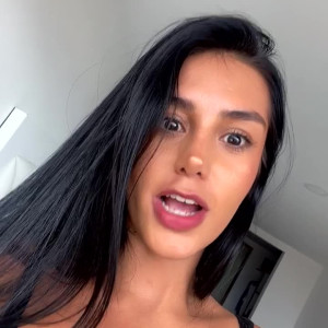 Video by malejandraq published on June 12,2023 16:45:00 - BestThots