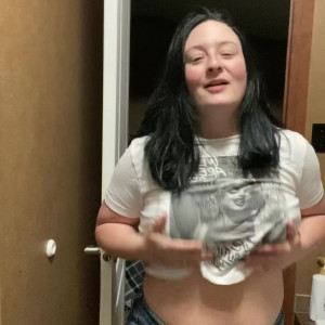 Video by ashleycocofree published on March 2,2023 00:58:00 - BestThots