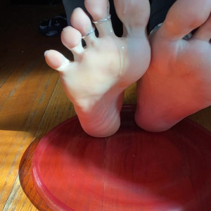 Video by catprincessfeet published on August 15,2023 17:23:00 - BestThots