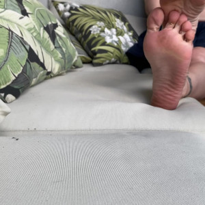 Video by catprincessfeet published on August 14,2023 07:34:00 - BestThots