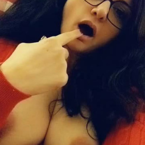 Video by hotwifehunny published on April 29,2023 23:59:00 - BestThots