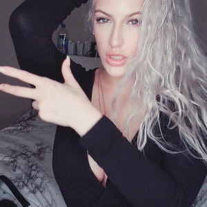 Video by missbellaromano published on March 21,2023 10:44:00 - BestThots