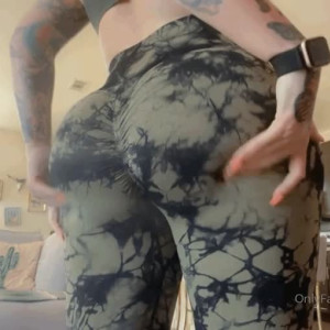 lauraluxfree #3524612