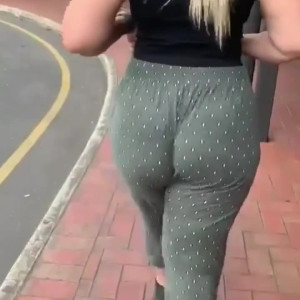 Video by unluckyxo published on June 19,2023 14:10:00 - BestThots