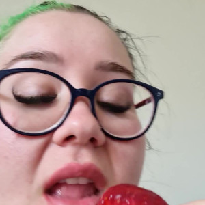 Video by unluckyxo published on May 9,2023 19:09:00 - BestThots