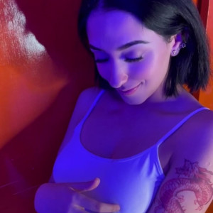 ariadnalorenzana #5887369