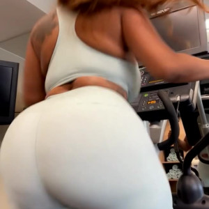 Video by ms_fernandes25 published on April 10,2023 16:00:00 - BestThots