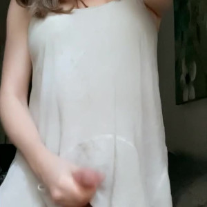 Video by zoeyt123 published on May 6,2023 22:37:00 - BestThots