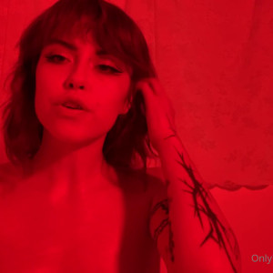 Video by sweet_ivy_xx published on August 16,2023 00:44:36 - BestThots
