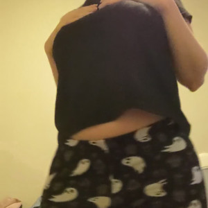 Video by honeycake93 published on August 23,2023 14:31:10 - BestThots