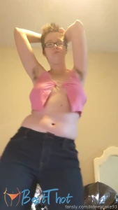 Video by honeycake93 published on January 26,2025 14:02:16 - BestThots