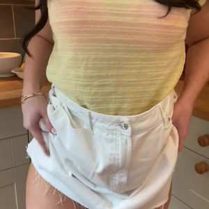 Video by mia_with_the_rear published on April 16,2023 04:19:00 - BestThots