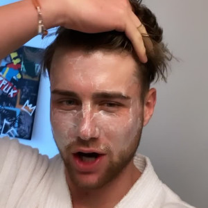 Video by harryjowsey published on April 12,2023 19:31:00 - BestThots