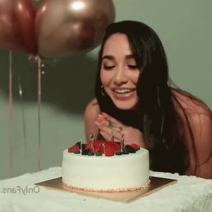 Video by karleegrey published on March 31,2023 18:58:00 - BestThots