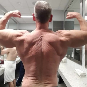 big21inchbiceps #4534864