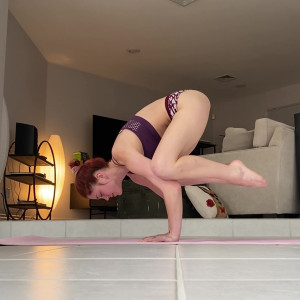 Video by nakedbarbiedoll published on April 24,2023 01:48:00 - BestThots