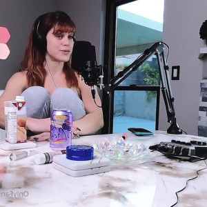 Video by nakedbarbiedoll published on April 3,2023 21:30:00 - BestThots