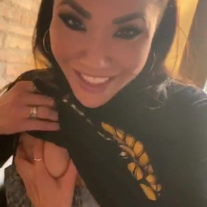 Video by londonkeyes published on May 5,2023 21:05:00 - BestThots