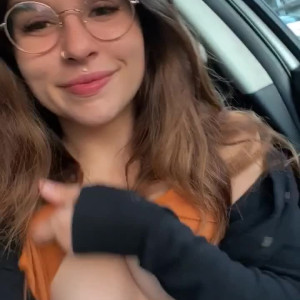 Video by effycutiexx published on April 7,2023 12:30:00 - BestThots